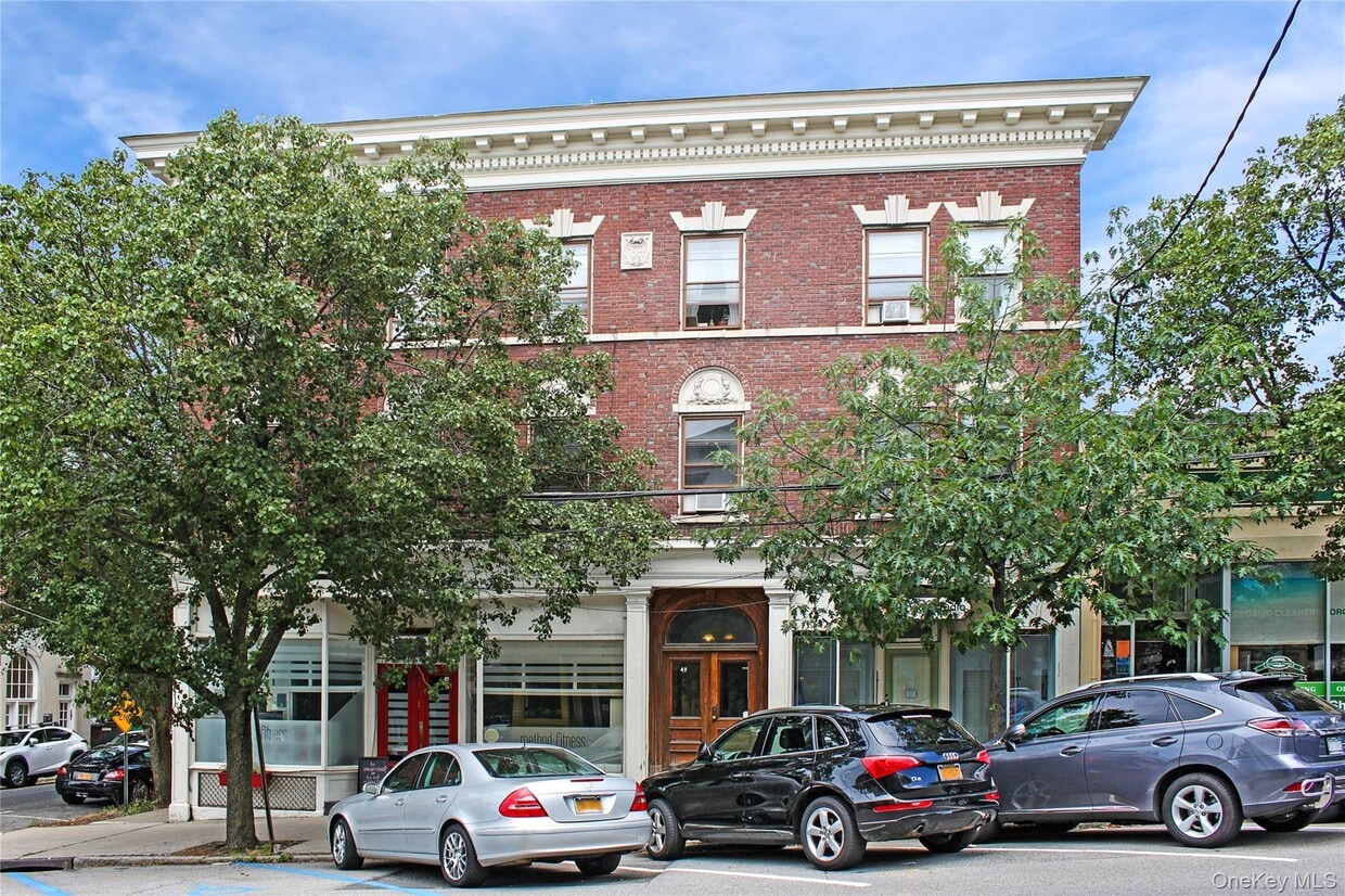 Foto principal - 49 Main St