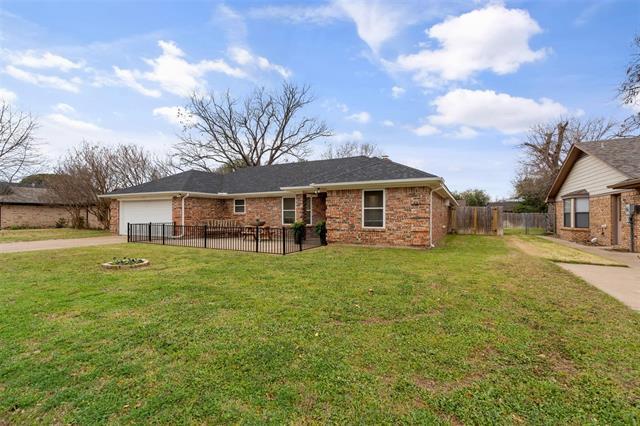 Building Photo - 904 Meadowlark Ln