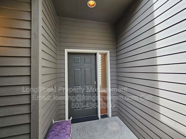 Photo - 10225 SE Bristol Ln House