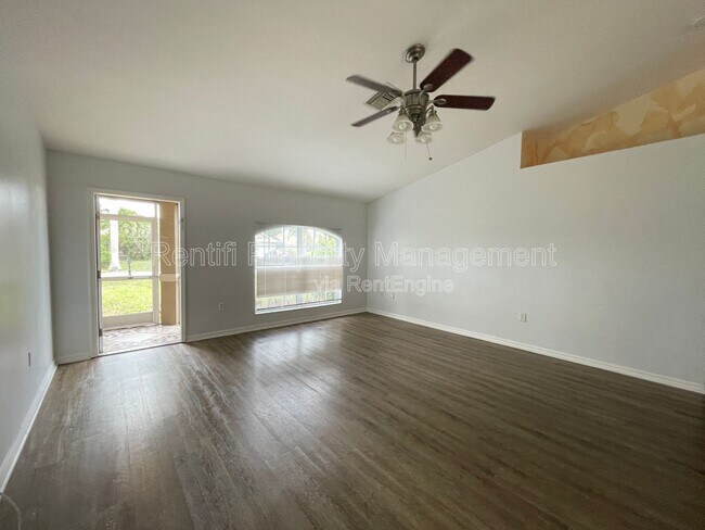 Foto del edificio - 11495 Forest Mere Dr