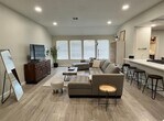 Foto principal - 3519 Nathaniel Brown St