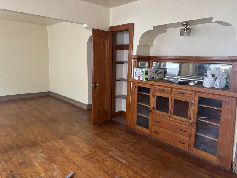Foto principal - 5430 W Burnham St