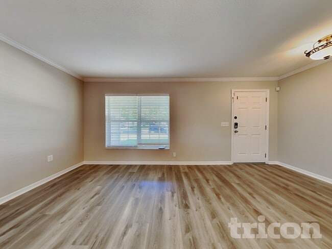 Foto del edificio - 15420 Florida Breeze Loop