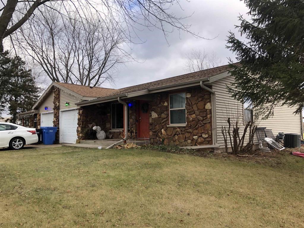 2295 Manley Dr, Sun Prairie, WI 53590 Townhome Rentals in Sun Prairie