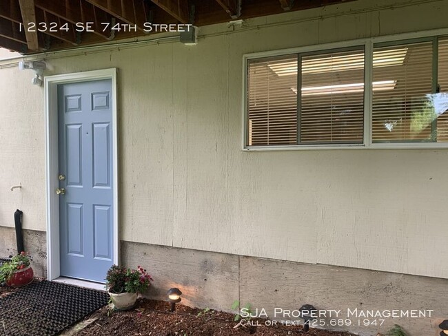 Building Photo - 12324 SE 74th St