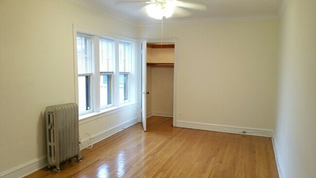 Building Photo - 710 Seward St