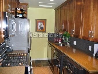 Foto principal - 1350 N Gardner St