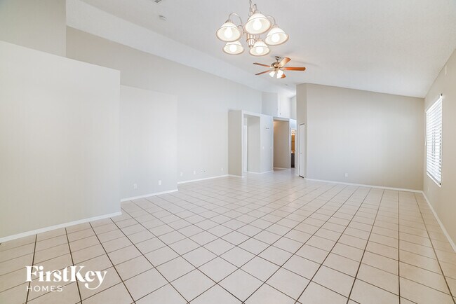Building Photo - 5057 W Chicago Cir S