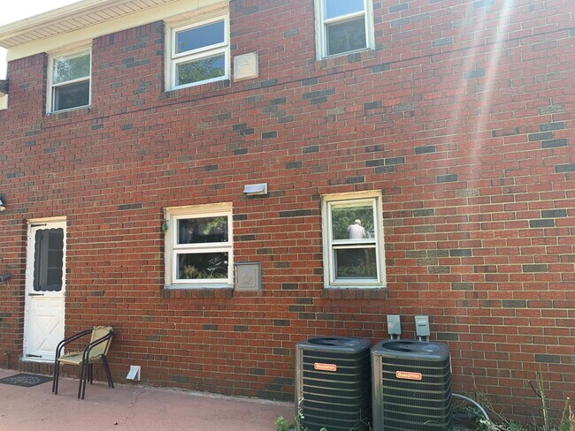 Rear elevation - 89 Virginia Ave