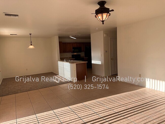 Foto del edificio - Lovely 4 Bedroom, 2.5 Bath House on the Ea...