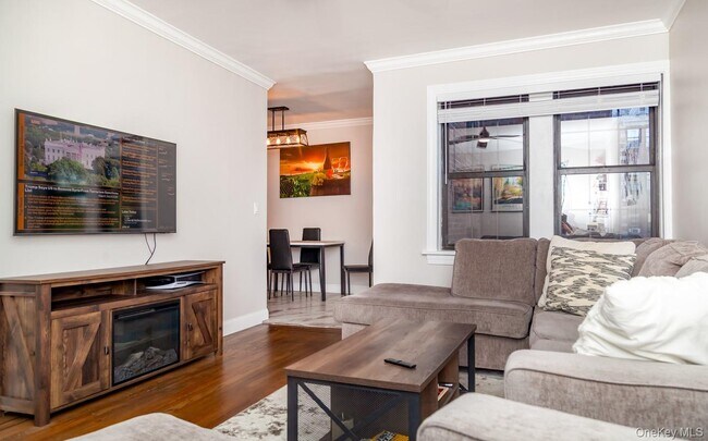 Foto del edificio - 23 Old Mamaroneck Rd