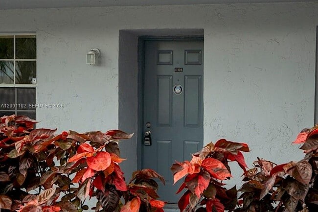 Foto del edificio - 905 Southridge Rd