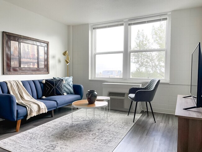 Foto del edificio - 2515 Burnet Ave