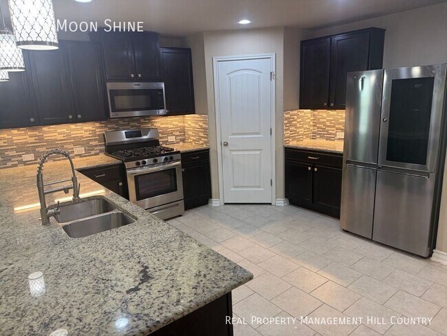 Building Photo - 9210 Moon Shine
