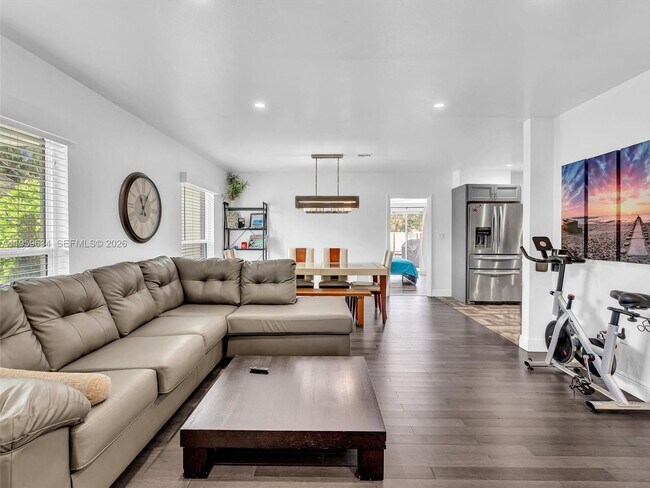 Foto del edificio - 1459 Rodman St