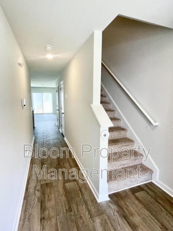 Foto del edificio - 108 Rosefield Ct