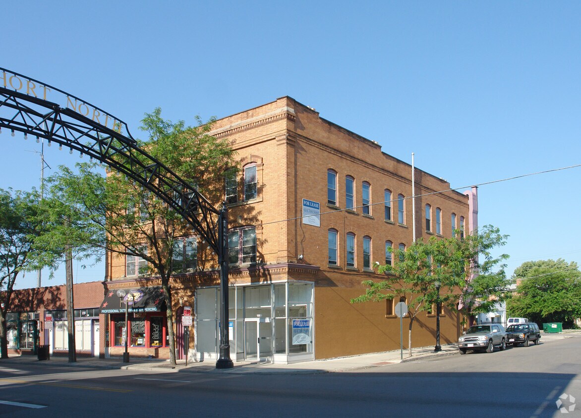 Primary Photo - 1255-1259 N High St