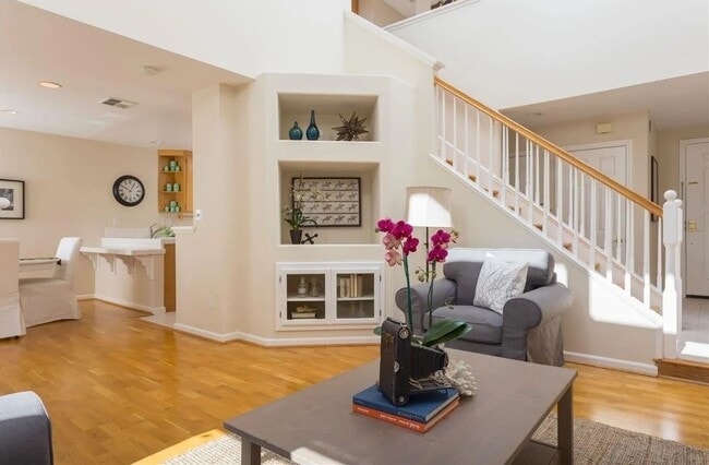 Foto del edificio - 20400 Summercrest Dr