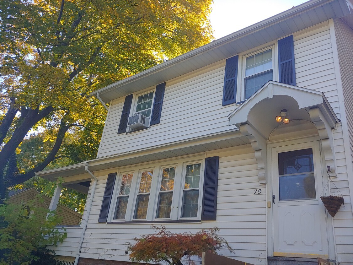 Primary Photo - 79 Holcroft Rd