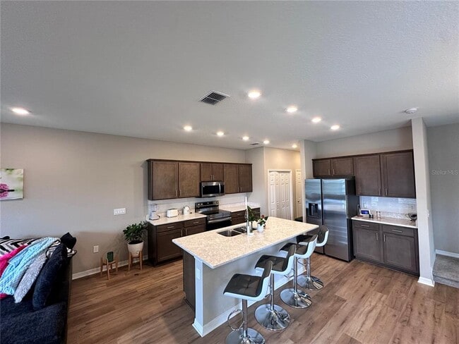 Building Photo - 420 Huckleberry Blossom Dr
