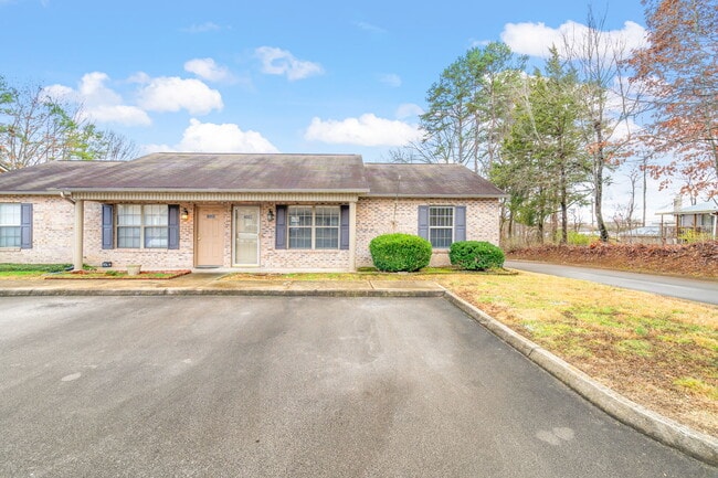 Building Photo - 2108 Brownstone Way