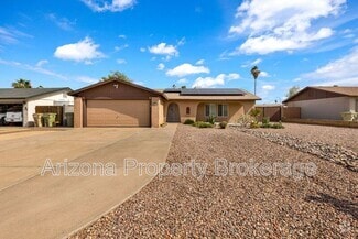 Building Photo - 5610 W Grovers Ave