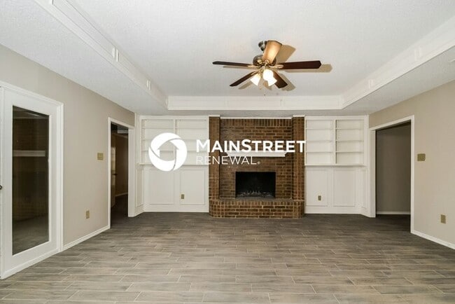 Building Photo - 3 Bedroom Pet-Friendly Home in North Richland Hills, TX with Main Street Renewal