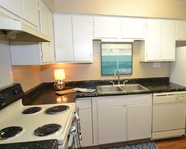 Birchwood Apartments Montgomery, AL