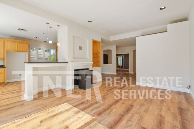 Foto del edificio - Spacious Willow Creek Home