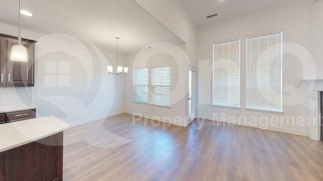 Foto del edificio - 2232 Southwick Dr