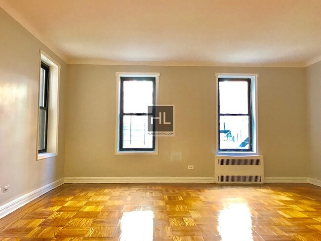 Building Photo - STUDIO/ JACKSON HEIGHTS/ HAMPTON STREET,