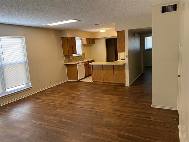 Building Photo - 625 Cousins Ln