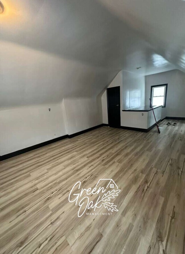 Foto del edificio - 13000 Rockside Rd