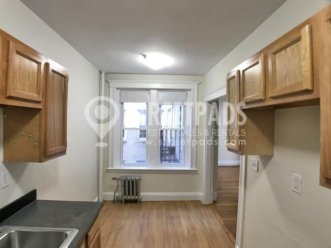 Building Photo - 1 bedroom in Boston MA 02215