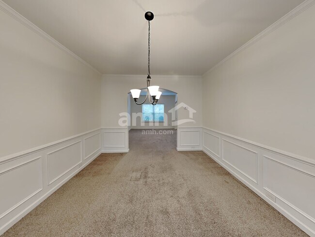 Foto del edificio - 4488 Spring Mountain Lane NE