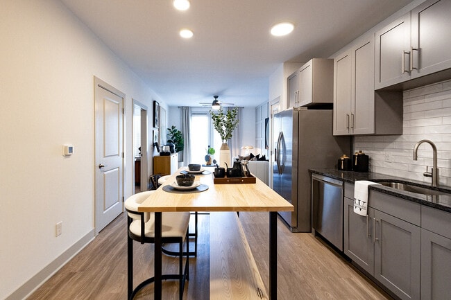 Woodburn Exchange - Kitchen - Woodburn Exchange