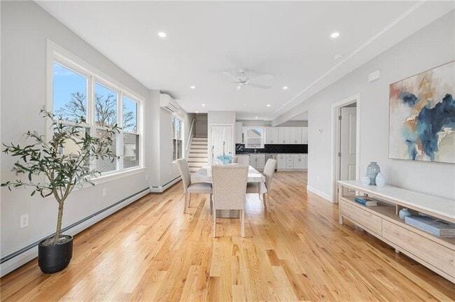 Building Photo - 148 Evergreen St