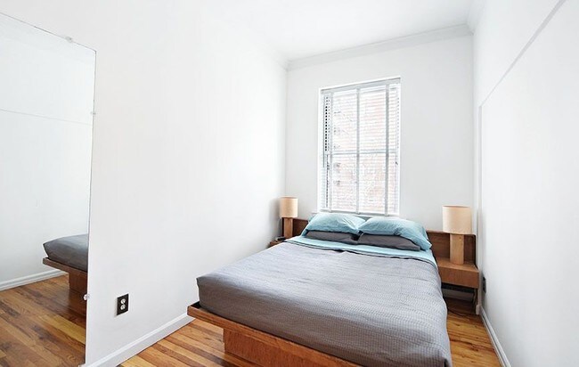 Foto del edificio - 368 W 23rd St