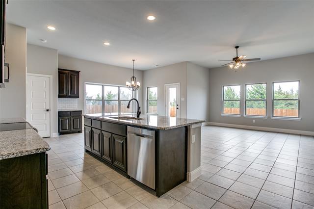 Foto del edificio - 2108 Landry Ln