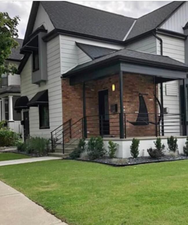 Photo du bâtiment - 711 Kildare Rd