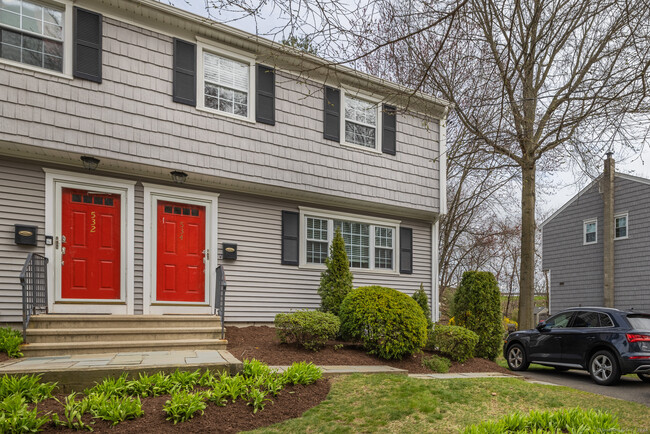 Foto del edificio - 534 Holland Hill Rd