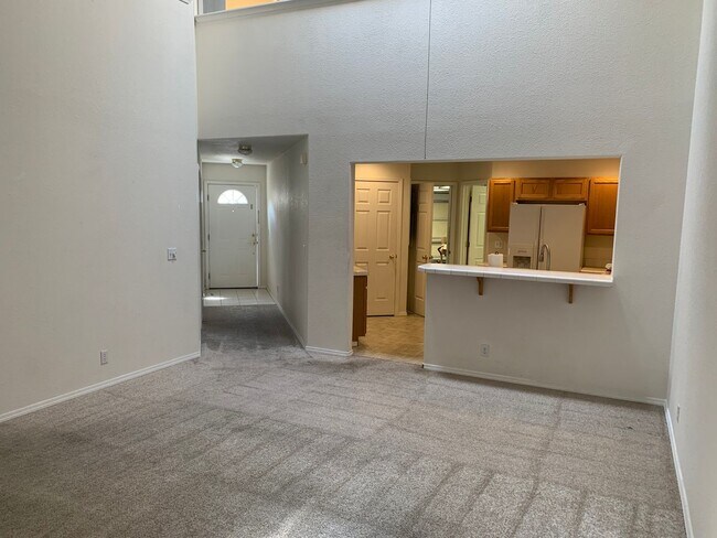 Foto del edificio - 4986 W Hillcrest View Ct