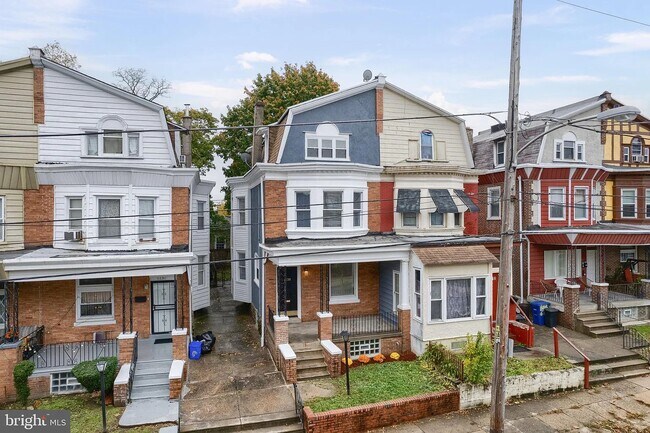 Foto del edificio - 6138 Morton St