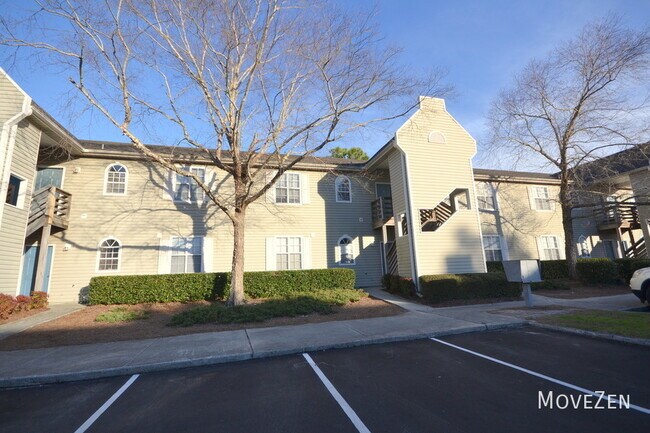 Foto del edificio - 729 Bragg Dr