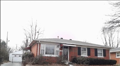 Building Photo - 872 Tearose Dr