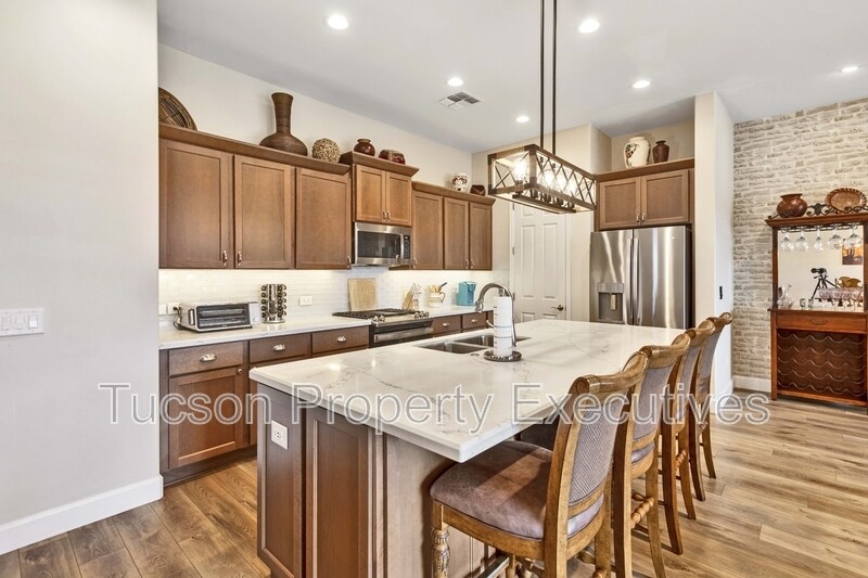 Foto principal - 30737 S Osprey Dr