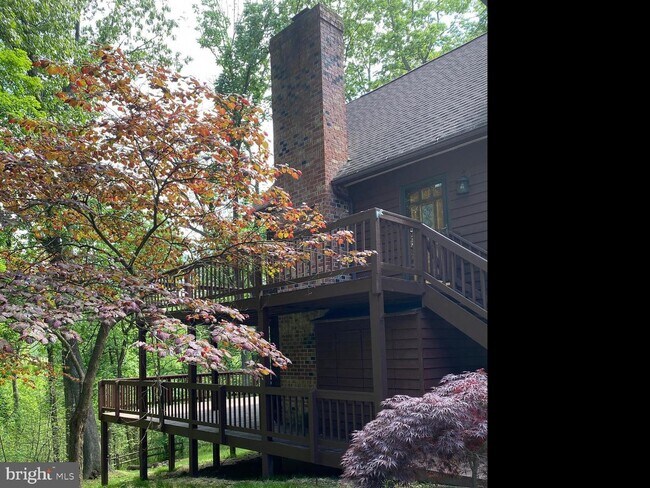 Foto del edificio - 60 Sunrise Pl