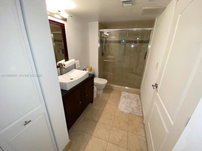 Foto del edificio - 2101 Brickell Ave