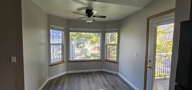 Building Photo - 1805 E Overland Rd