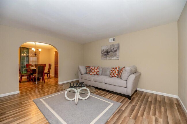 Foto del edificio - 2710 Yorktown Dr